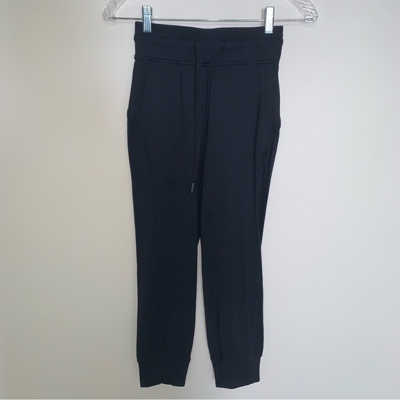 Lululemon Ready to Rulu High-Rise Cropped Jogger Black - Picture 2 of 11